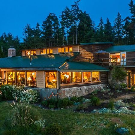 The Surf Lodge And Pub Gabriola Bagian luar foto